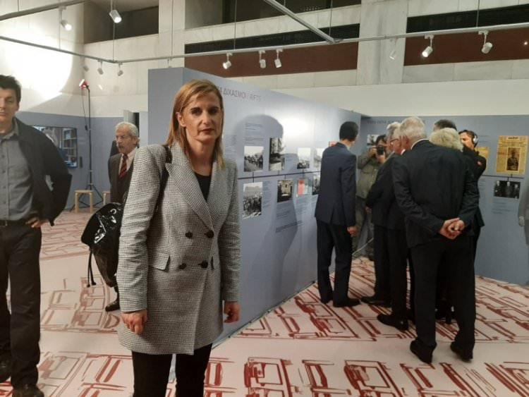 Στα εγκαίνια της νέας έκθεσης της Βουλής η πρόεδρος του ΔΟΠΠΑΤ Μαρία Ράλλη