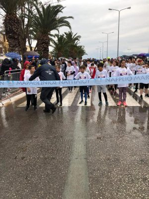 Η σχολική κοινότητα πάντα με δυναμική παρουσία στο Μαραθώνιο Ναυπλίου !