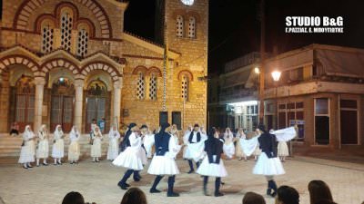 Ξεδιπλώνοντας τον χορό στην Αγία Τριάδα