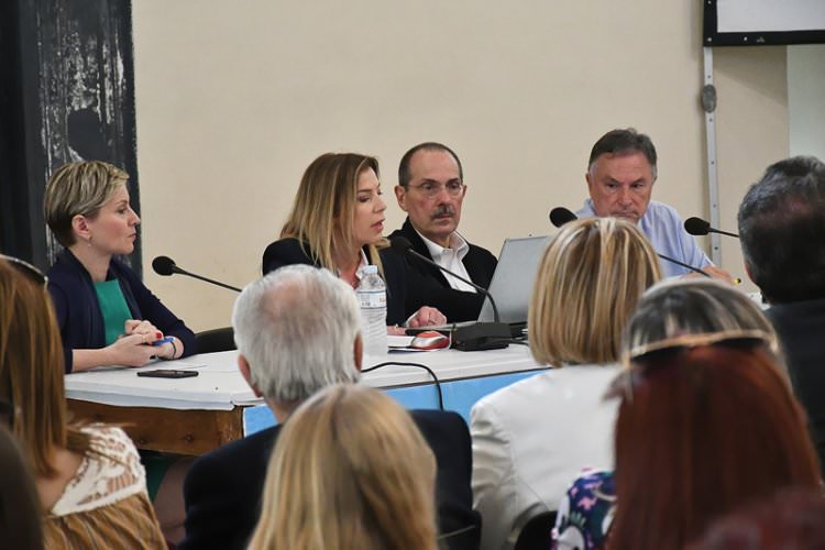 Εντυπωσίασε η Χρύσα Κανούση στο Βουλευτικό στην εκδήλωση του Δήμου Ναυπλιέων, για Θέματα Υγείας της σύγχρονης γυναίκας