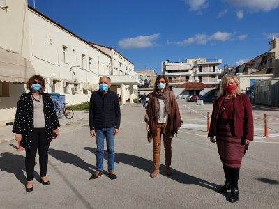 Στο προαύλιο του Νοσοκομείου Ναυπλίου θα ανάψει το φετινό Χριστουγεννιάτικο Δέντρο του Δήμου Ναυπλιέων