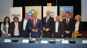 «Ο Λουδοβίκος των Ανωγείων συναντά τον Ζαν Κοκτώ» για «Το Χαμόγελο του Παιδιού»