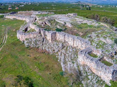 Επίσκεψη - γνωριμία με τον αρχαιολογικό χώρο της Τίρυνθας
