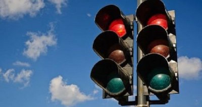 ΔΗΜΟΣ ΝΑΥΠΛΙΕΩΝ: «Φωτεινοί σηματοδότες στις οδούς Αγίου Αδριανού με Χαριλάου Τρικούπη και Αγίου Αδριανού με Μεσολογγίου»