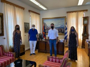 Συνάντηση γνωριμίας και συνεργασία του Δημάρχου Ναυπλιέων Δημήτρη Κωστουρου με τους Διευθυντές Πρωτοβάθμιας και Δευτεροβάθμιας Εκπαίδευσης  Αργολίδας