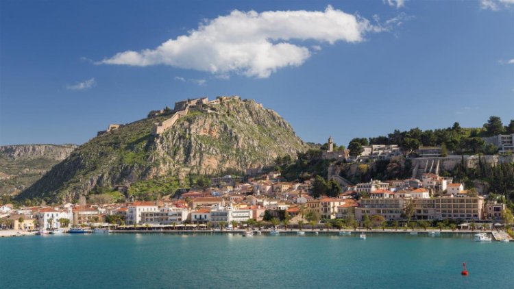 Έναρξη καλοκαιρινών εκδηλώσεων με θέατρο δρόμου και μουσικές στη πόλη του Ναυπλίου