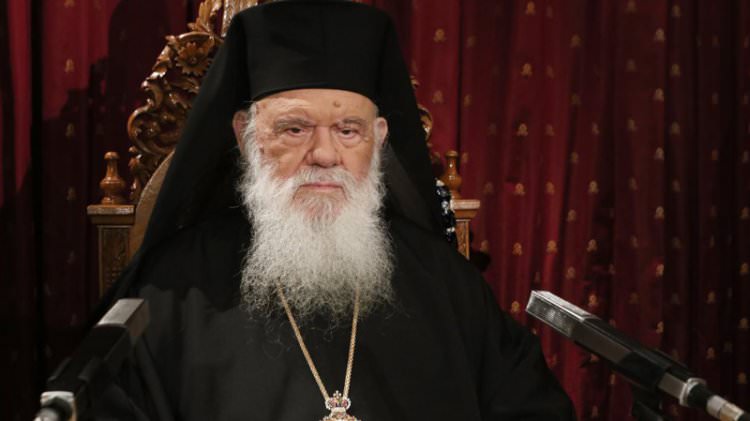 Ο Ιερώνυμος θεμελιώνει τα Συσσίτια στο Ναύπλιο