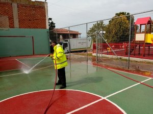 Εργασίες καθαριότητας σε Μιδέα, Αμυγδαλίτσα και Δενδρά